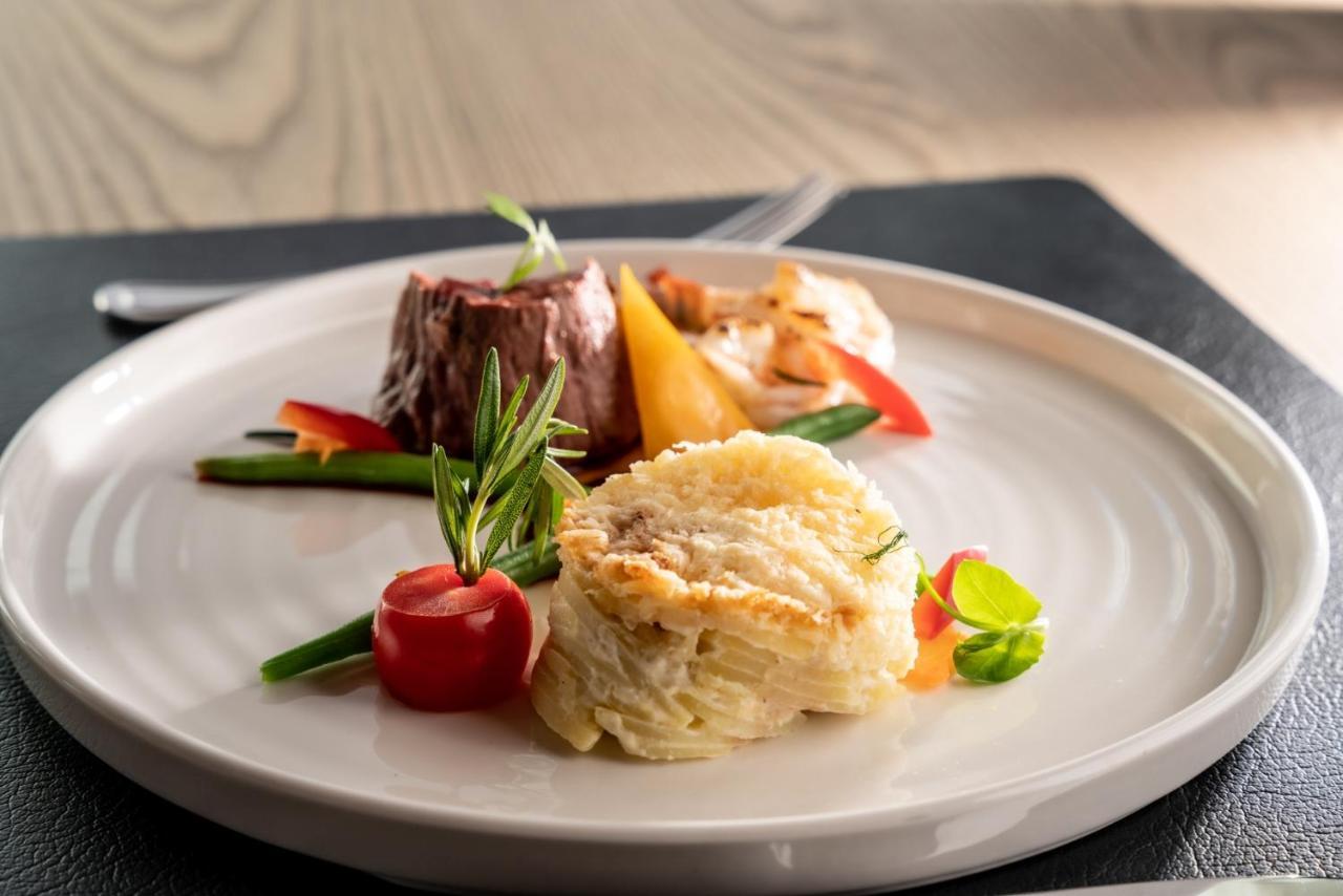 Almgut - Mountain Wellness Hotel Sankt Margarethen im Lungau Luaran gambar