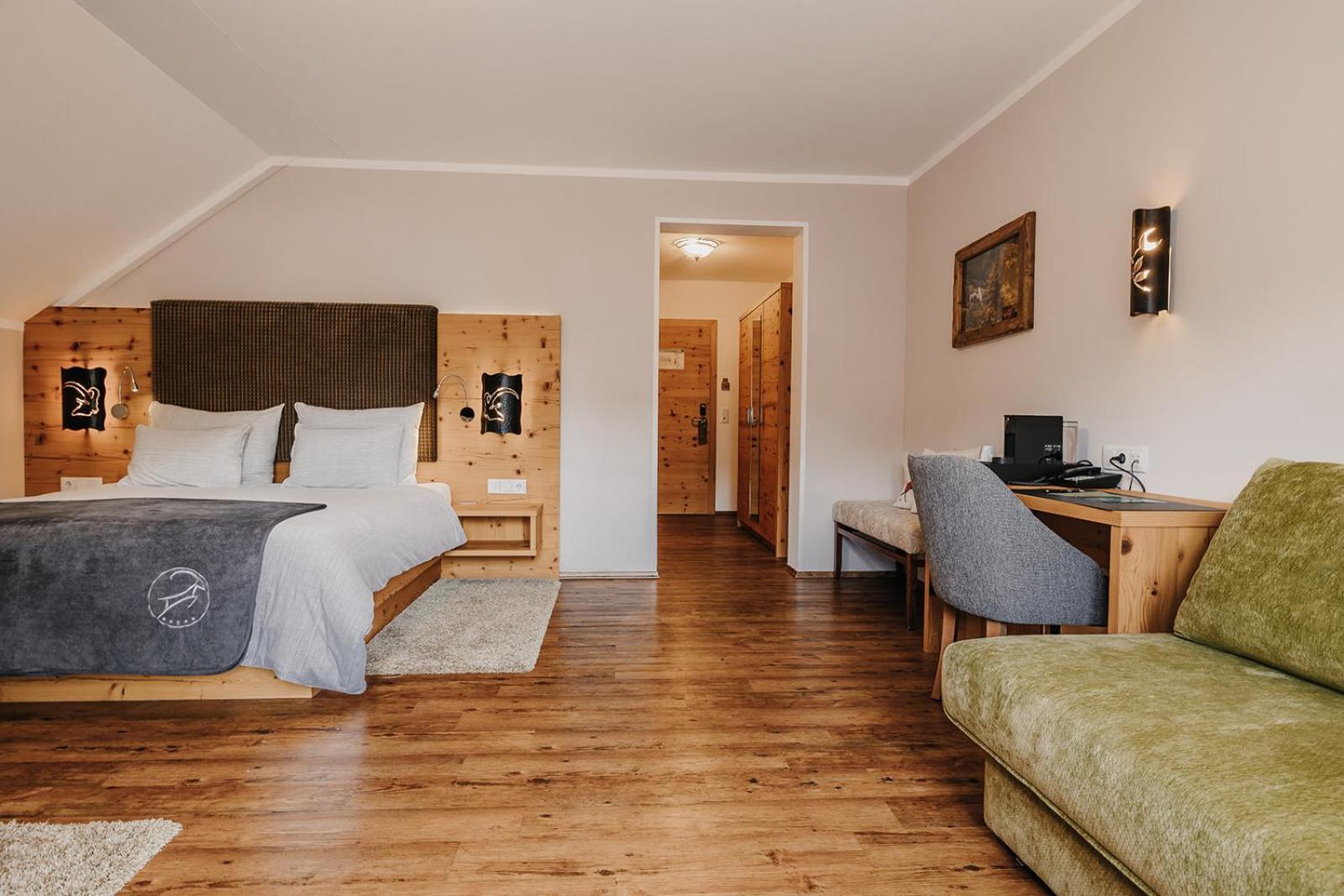 Almgut - Mountain Wellness Hotel Sankt Margarethen im Lungau Luaran gambar