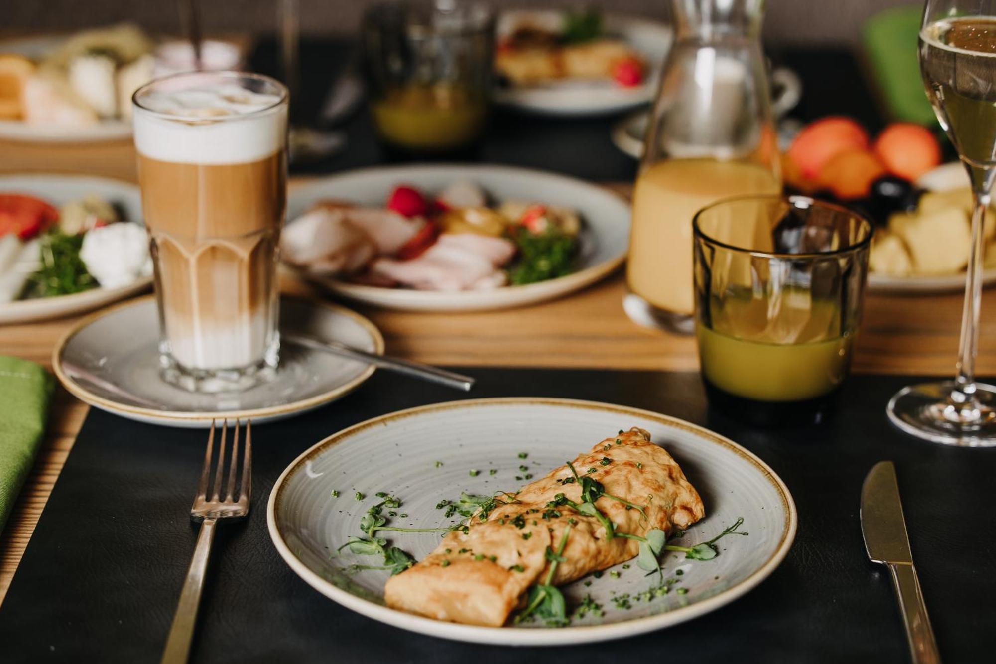 Almgut - Mountain Wellness Hotel Sankt Margarethen im Lungau Luaran gambar