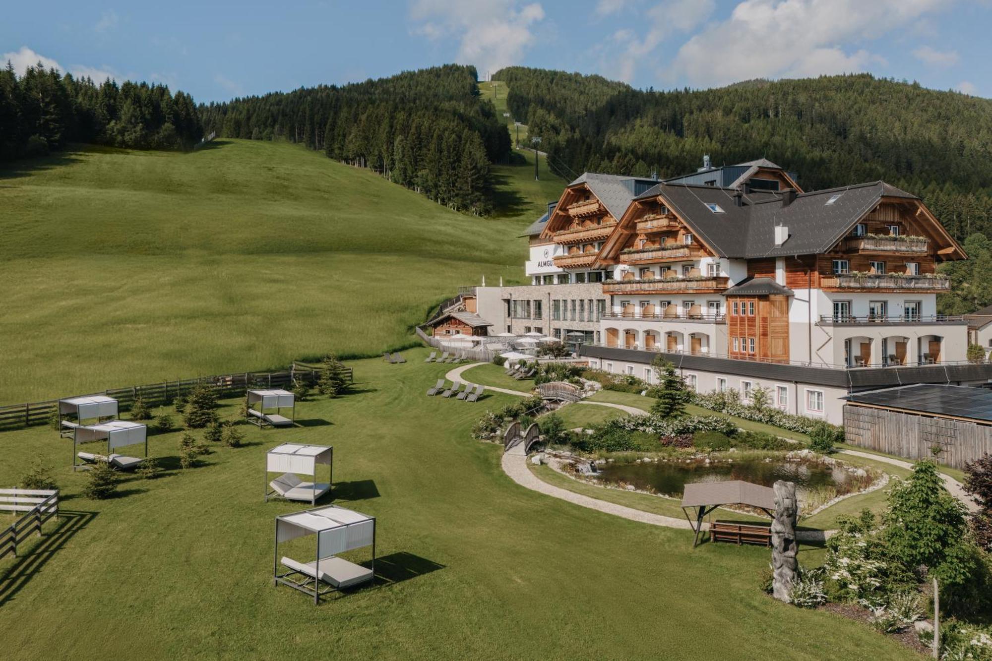 Almgut - Mountain Wellness Hotel Sankt Margarethen im Lungau Luaran gambar